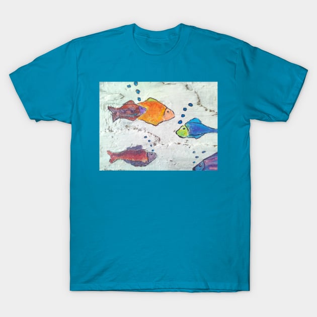 HAPPY FISH! T-Shirt by sarahoo